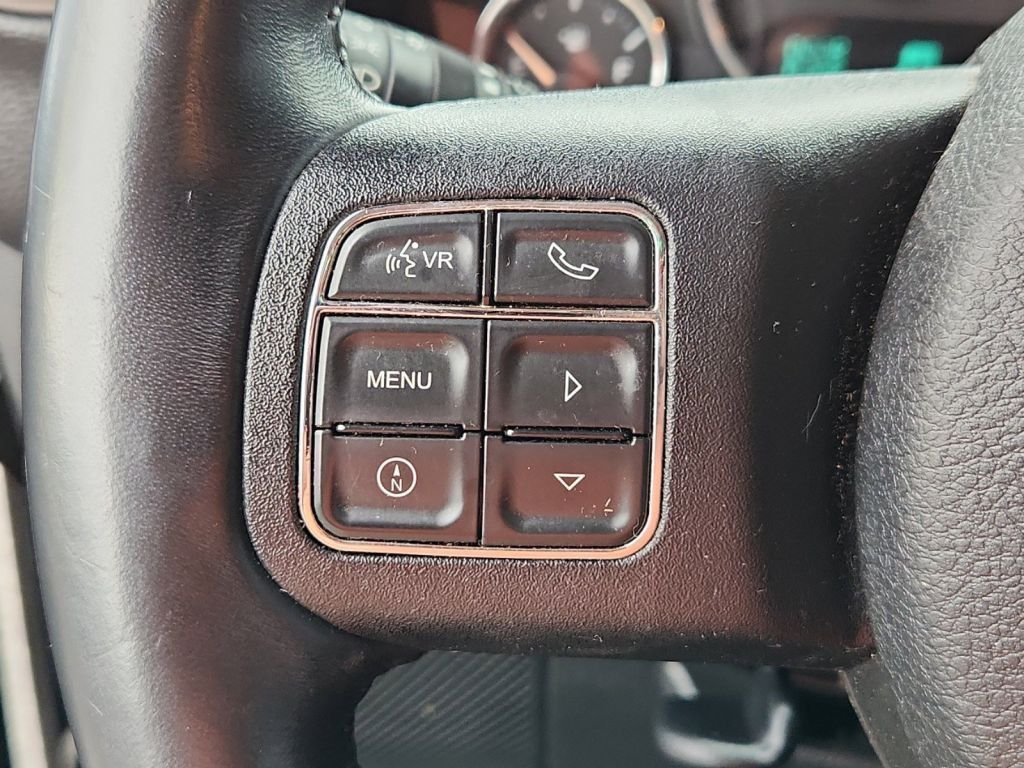 2015-Jeep-Wrangler_556174-15