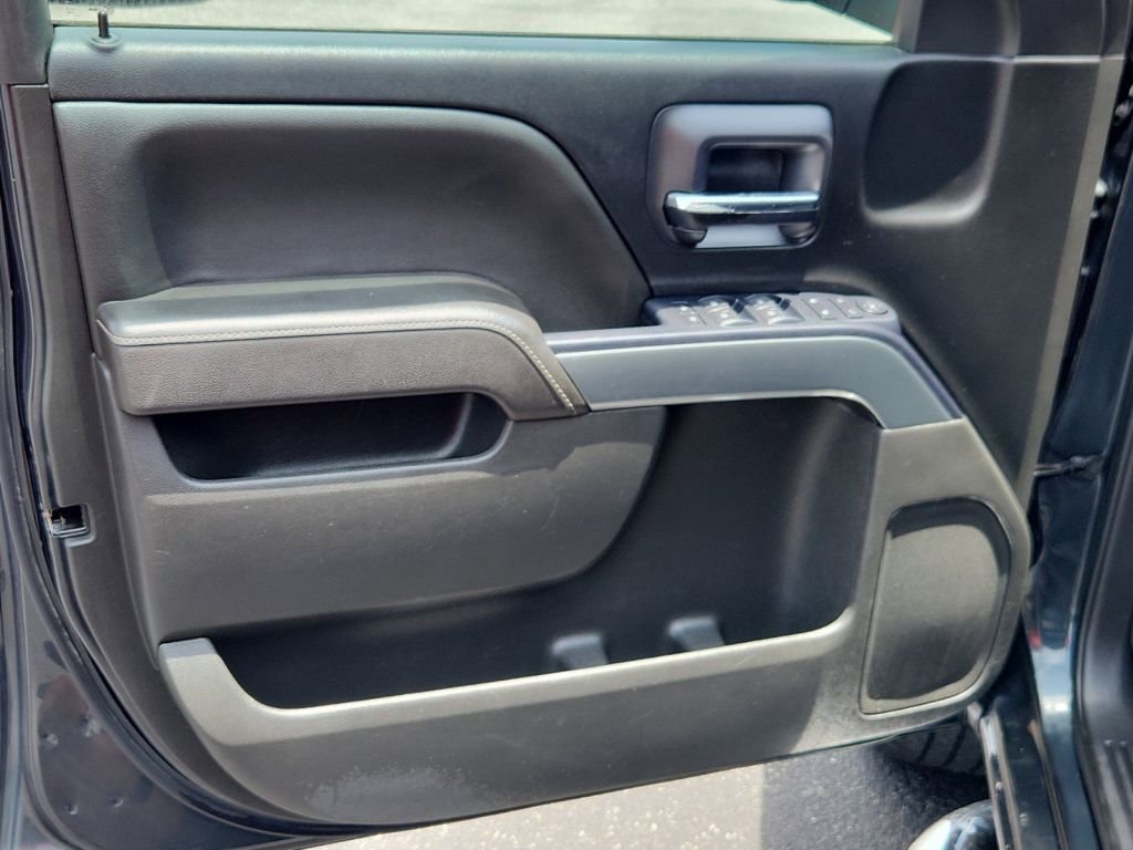 2017-Chevrolet-Silverado_1500_456071-11