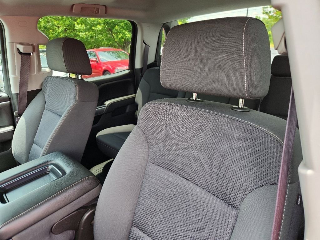 2017-Chevrolet-Silverado_1500_456071-14