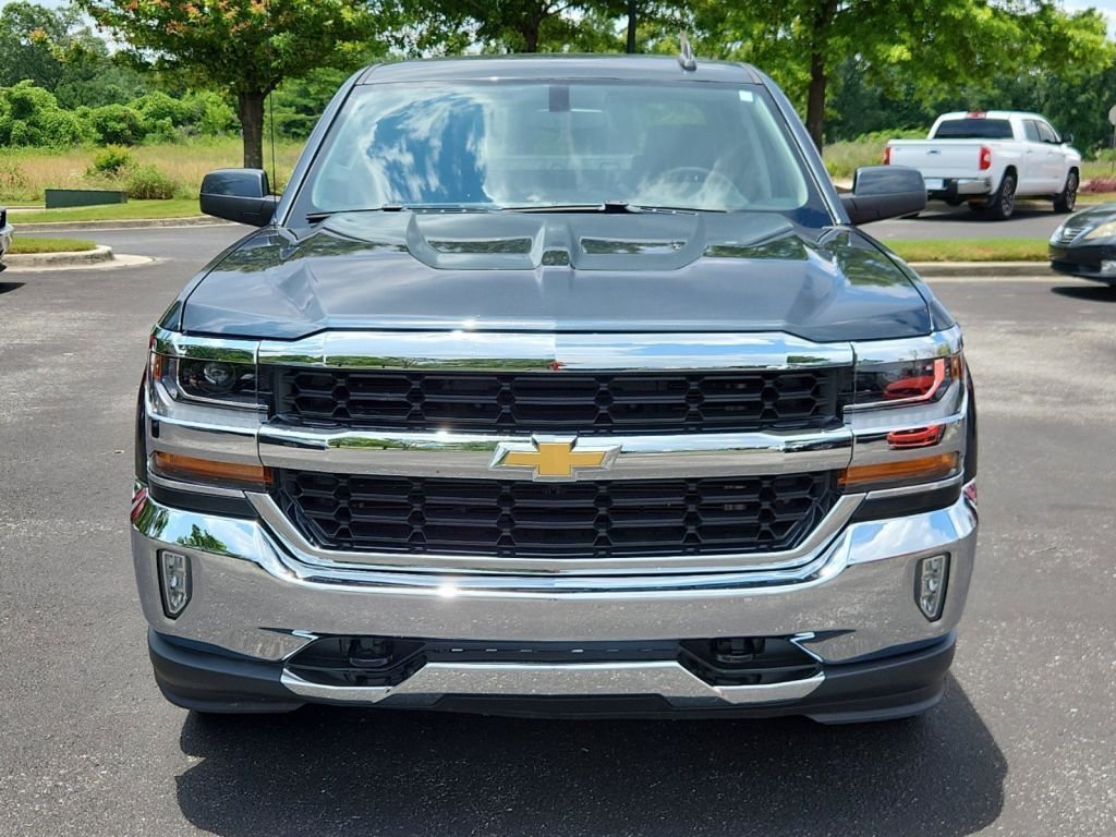 2017-Chevrolet-Silverado_1500_456071-2