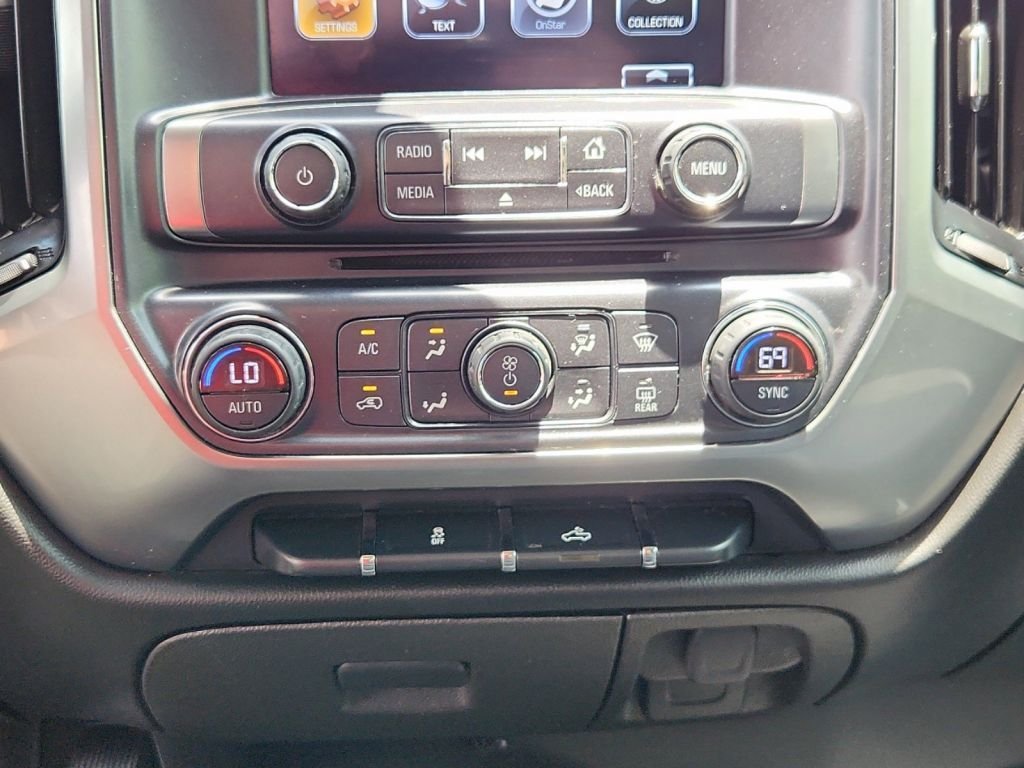 2017-Chevrolet-Silverado_1500_456071-21