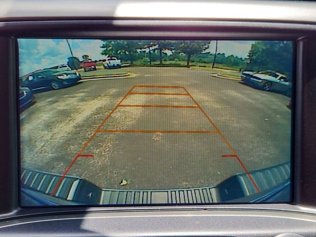 2017-Chevrolet-Silverado_1500_456071-22