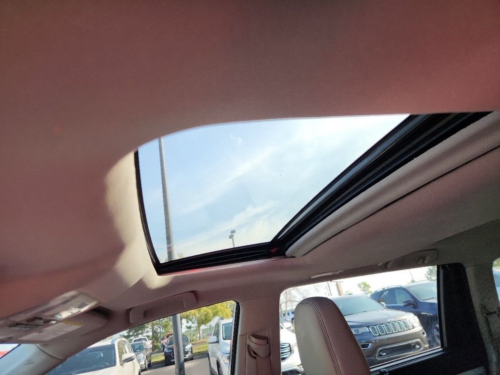 2018-Toyota-Highlander_805968-15