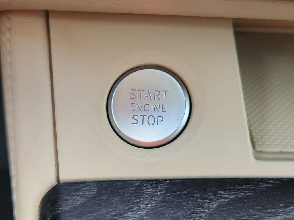 2019-Audi-Q5_132750-21