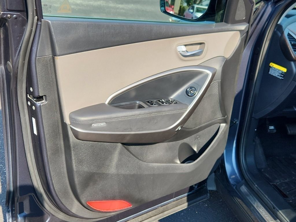 2019-Hyundai-Santa_Fe_Xl_297844-11