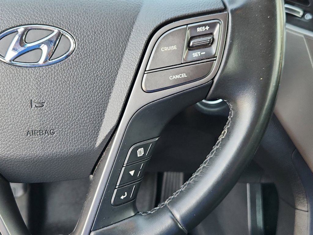 2019-Hyundai-Santa_Fe_Xl_297844-17