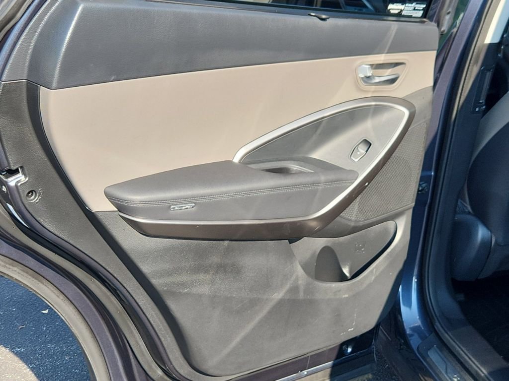 2019-Hyundai-Santa_Fe_Xl_297844-25