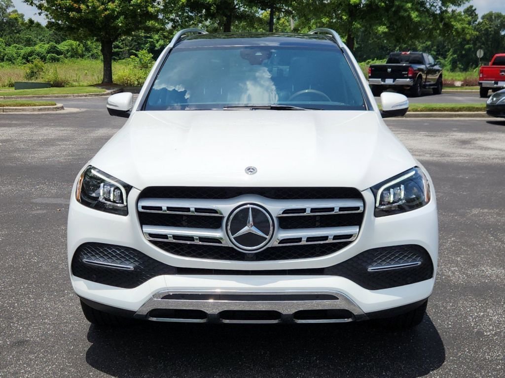 2021-Mercedes-benz-Gl_Class_382342-2