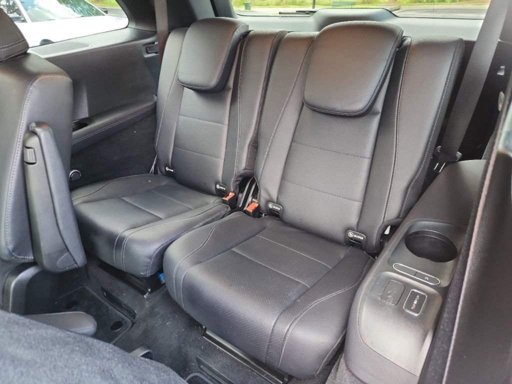 2021-Mercedes-benz-Gl_Class_382342-30