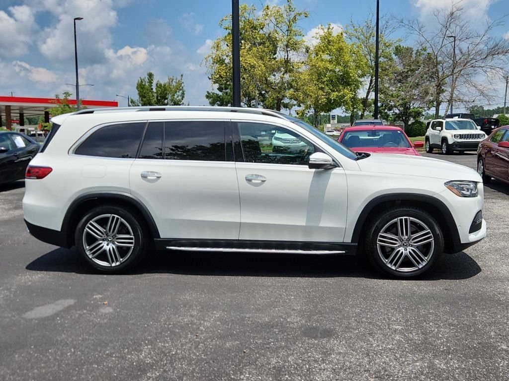 2021-Mercedes-benz-Gl_Class_382342-5