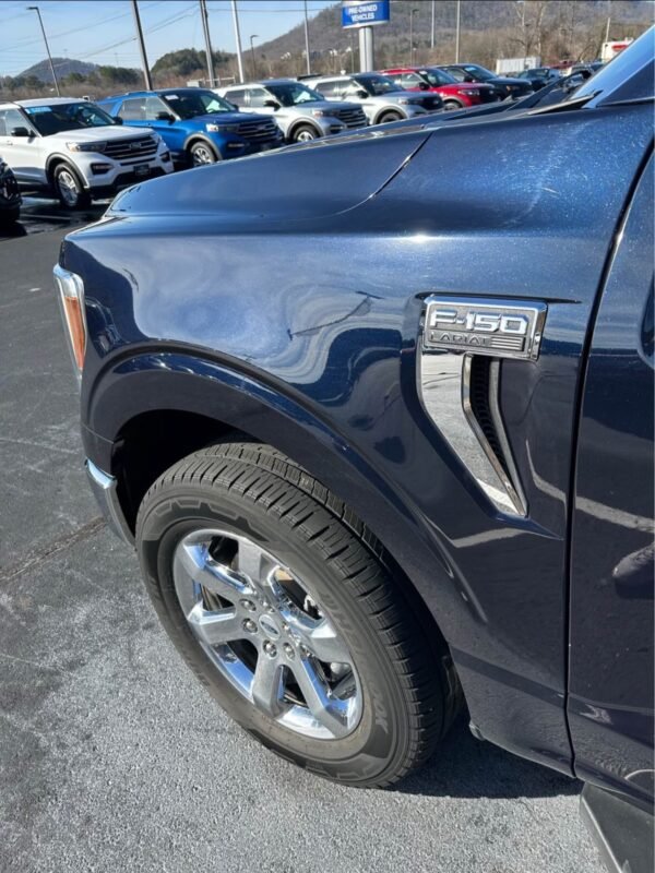 2022 FORD F-150 LARIAT