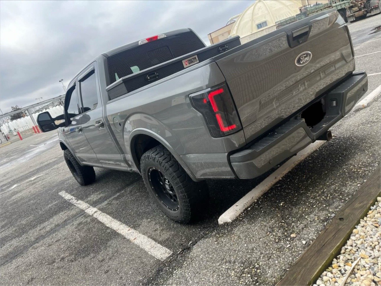 TikSave.io_7610957462362967326_3 2018 FORD F-150 XLT FX4